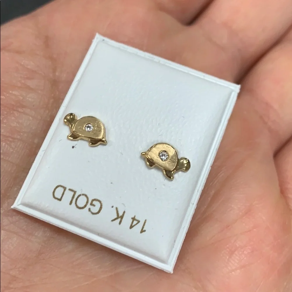 14K Yellow Gold 8mm Turtle Stud CZ Earrings